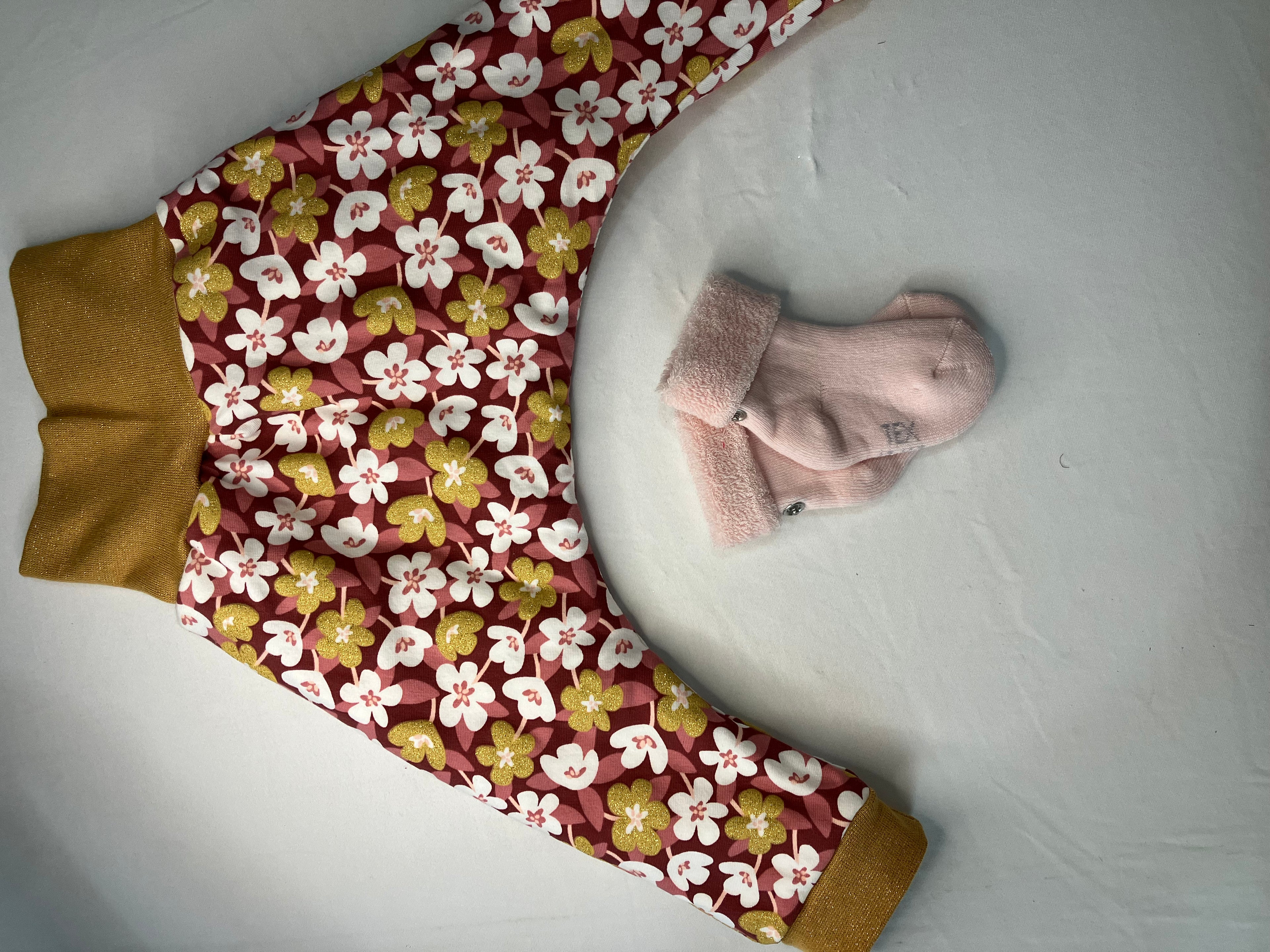 Sarouel fleuri rose et doré